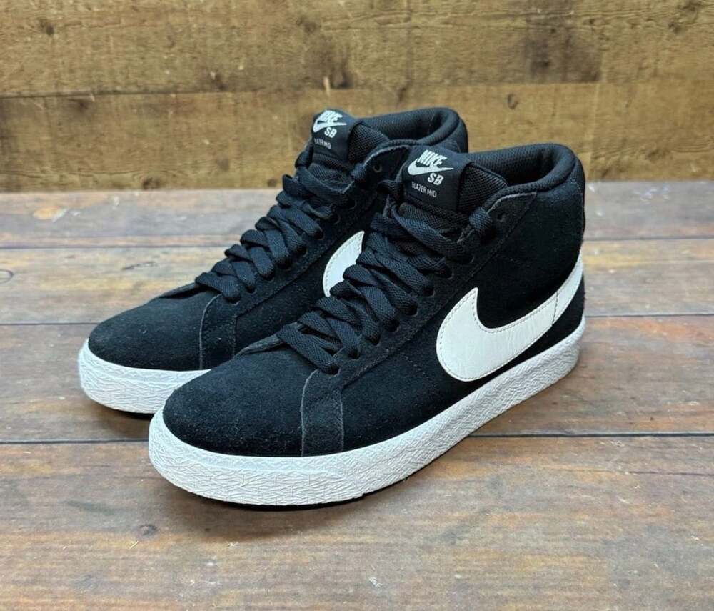 Nike SB Zoom Blazer Mid Size 5.5 Black White Skate Shoes 864349-002